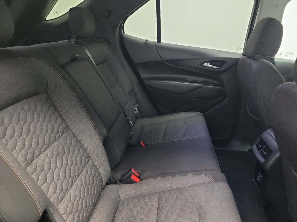2020 Chevrolet Equinox in Las Vegas, NV 89102 - 18145856 19