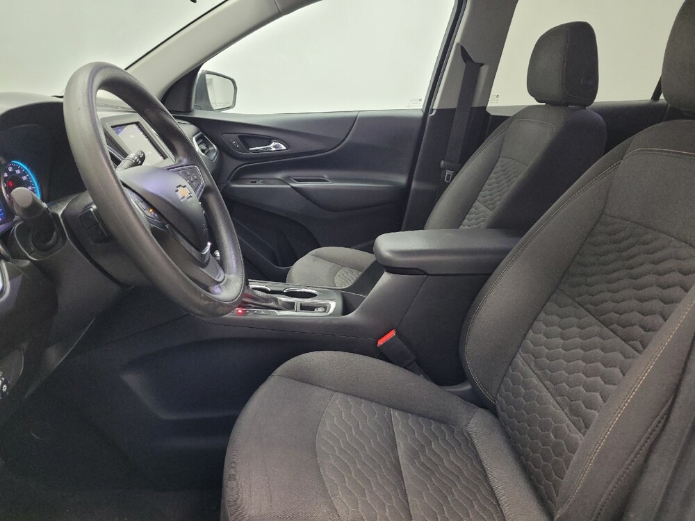 2020 Chevrolet Equinox in Las Vegas, NV 89102 - 18145856 17