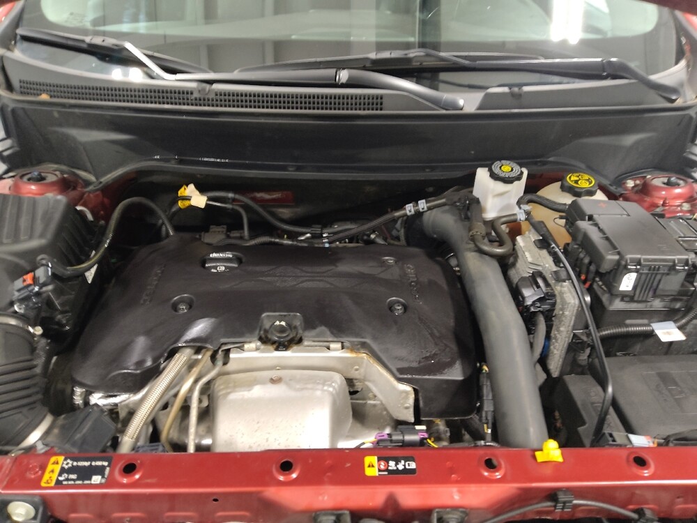 2018 Chevrolet Equinox in Columbus, OH 43228 - 18145867 30
