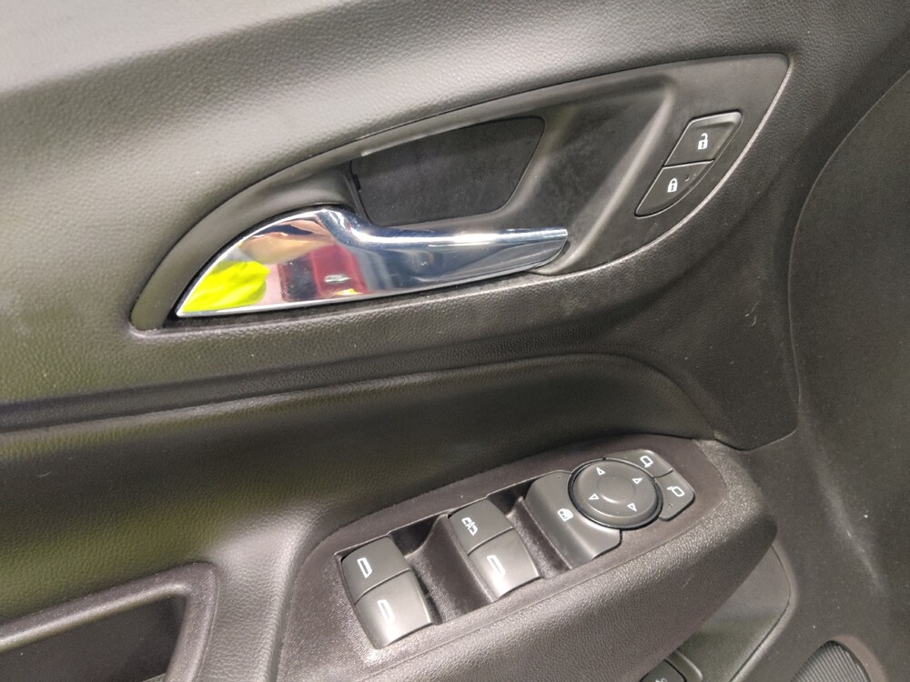 2018 Chevrolet Equinox in Columbus, OH 43228 - 18145867 27