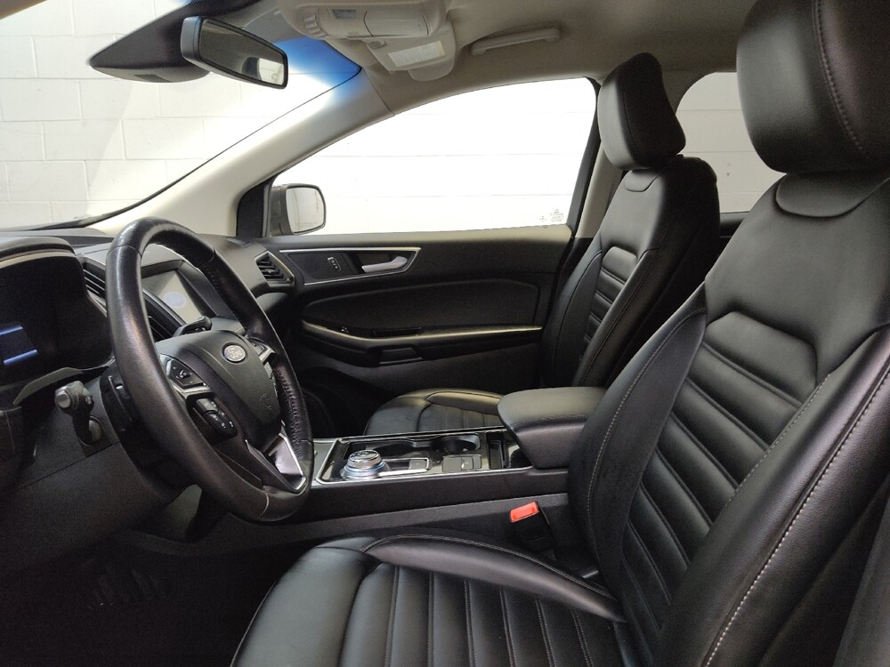 2020 Ford Edge in Fairfield, OH 45014 - 18145874 17