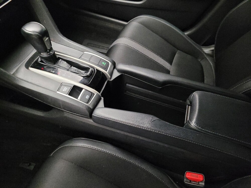 2019 Honda Civic in Riverside, CA 92504 - 18145888 26