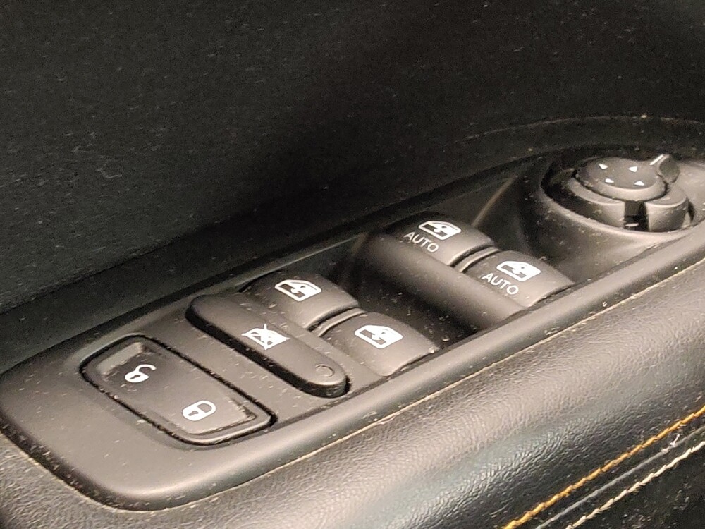 2018 Jeep Compass in Fort Worth, TX 76116 - 18145896 27