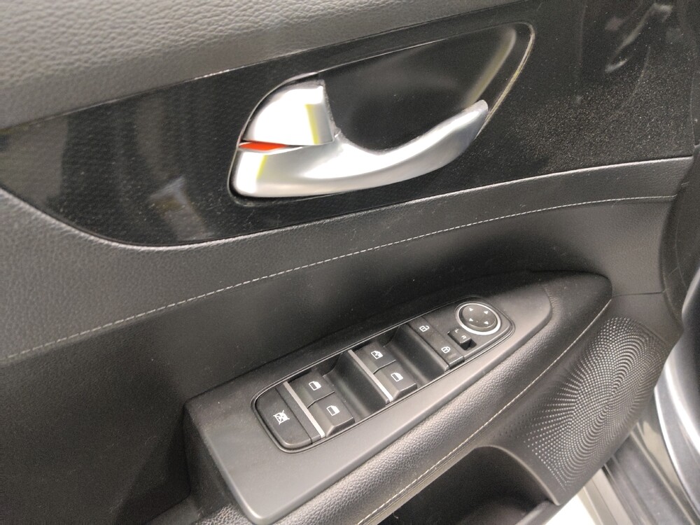 2021 Kia Forte in Columbus, OH 43228 - 18145900 27