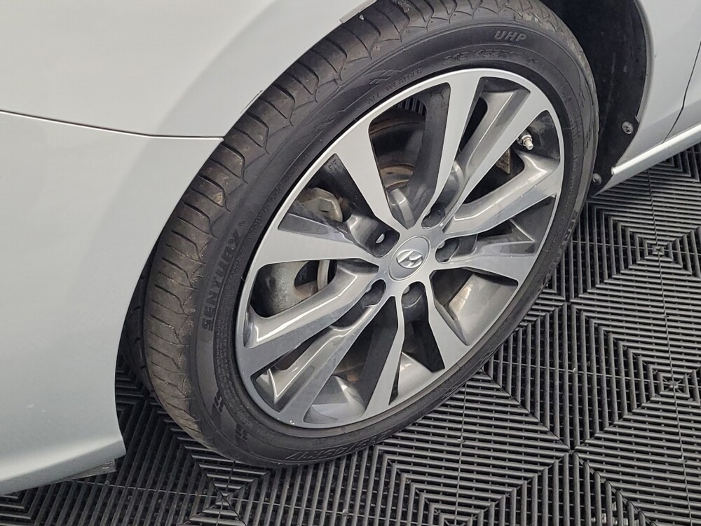 2018 Hyundai Elantra in Houston, TX 77074 - 18145903 31