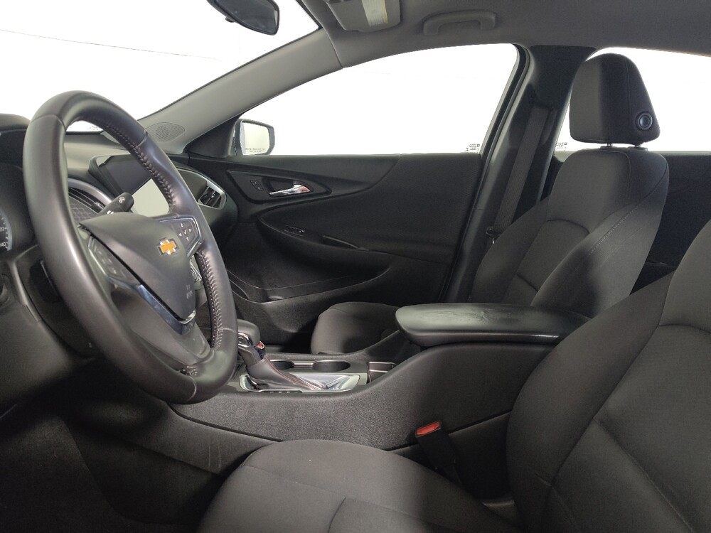 2021 Chevrolet Malibu in Midlothian, IL 60445 - 18145911 17