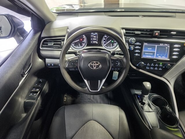 2020 Toyota Camry in Cinnaminson, NJ 08077 - 18145947 16