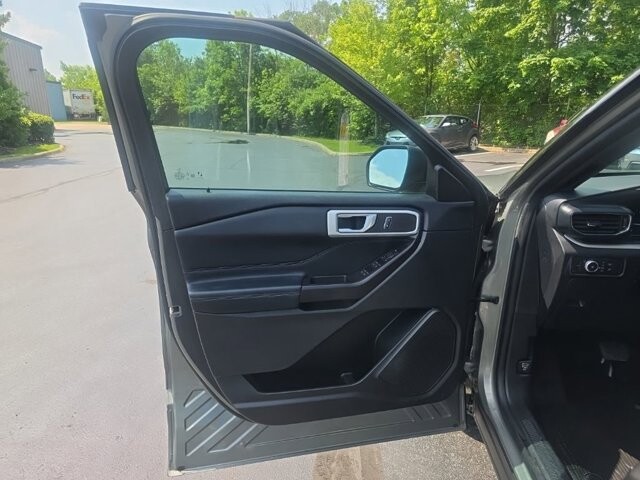 2020 Ford Explorer in Marysville, OH 43040 - 18145960 13