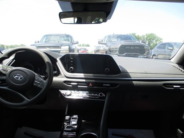 2021 Hyundai Sonata in Oak Grove, MO 64075 - 18145961 11