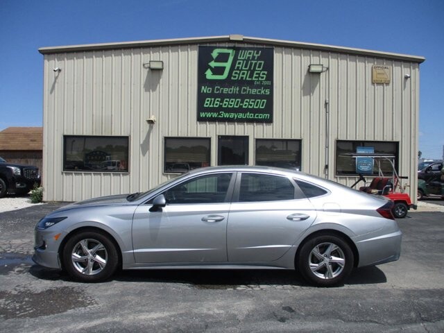 2021 Hyundai Sonata in Oak Grove, MO 64075 - 18145961 8