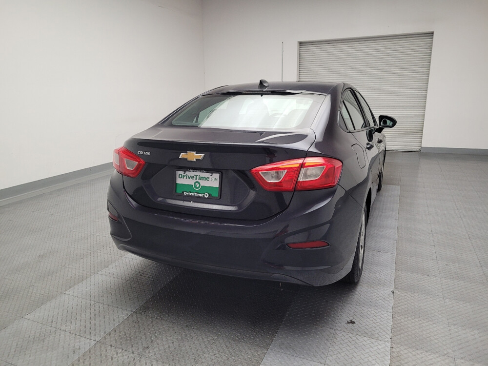 2016 Chevrolet Cruze in Riverside, CA 92504 - 18145994 7