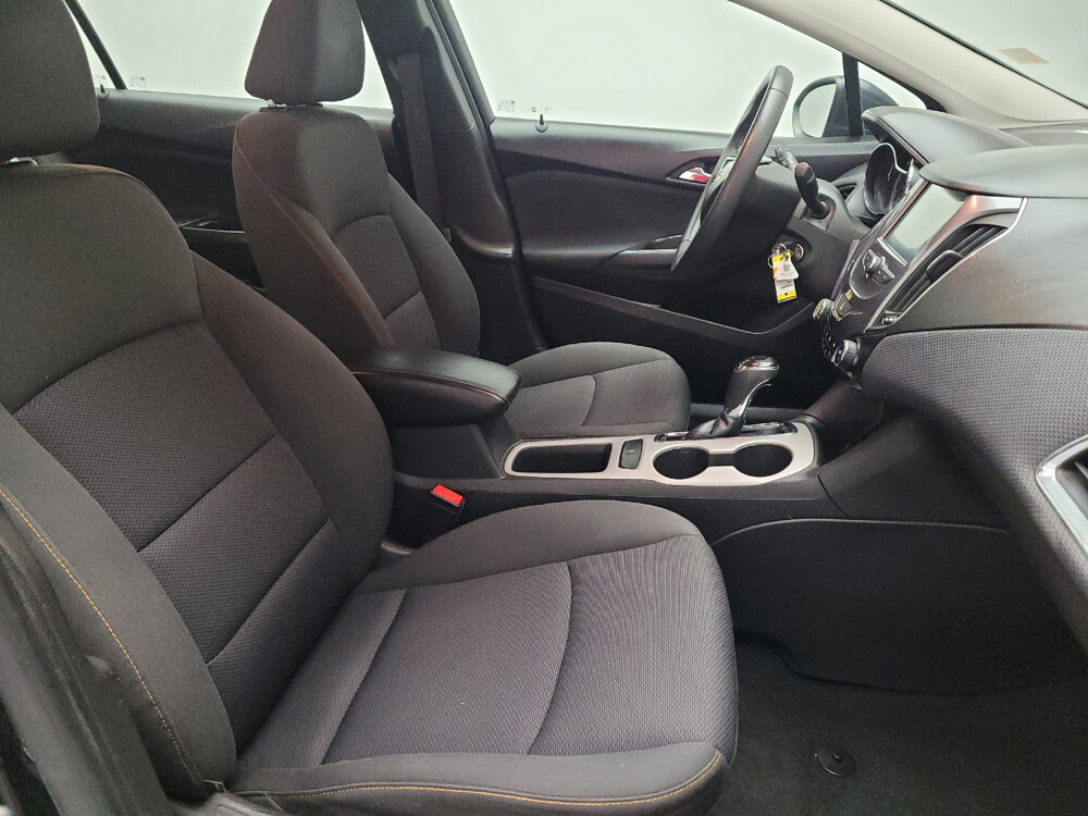 2016 Chevrolet Cruze in Riverside, CA 92504 - 18145994 21