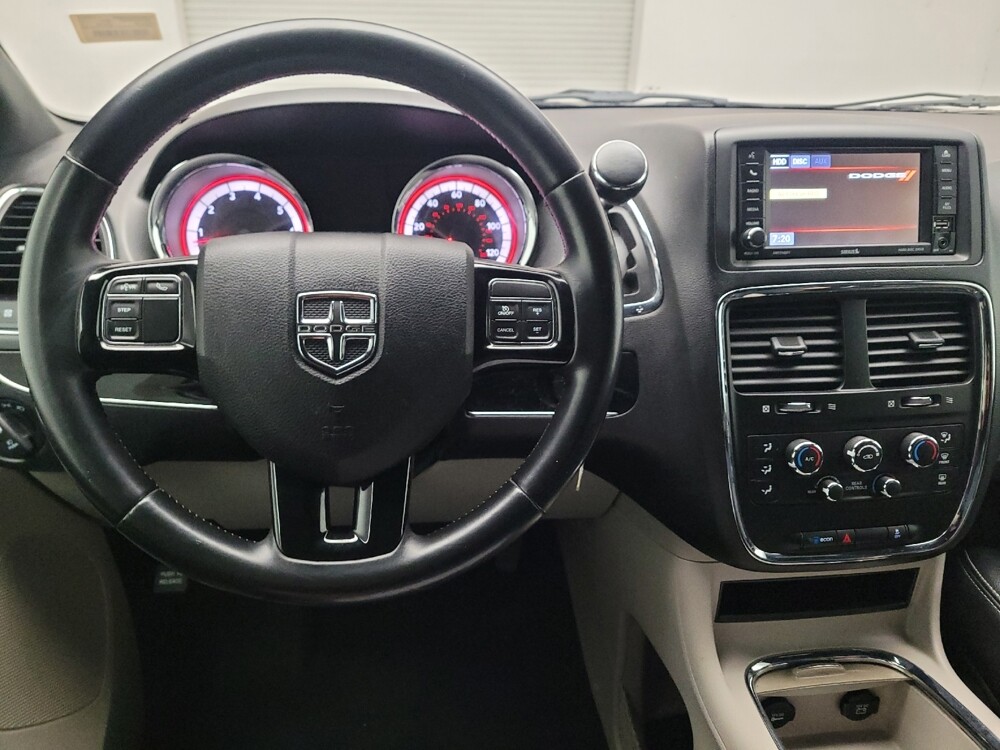 2017 Dodge Grand Caravan in Downey, CA 90241 - 18145996 22