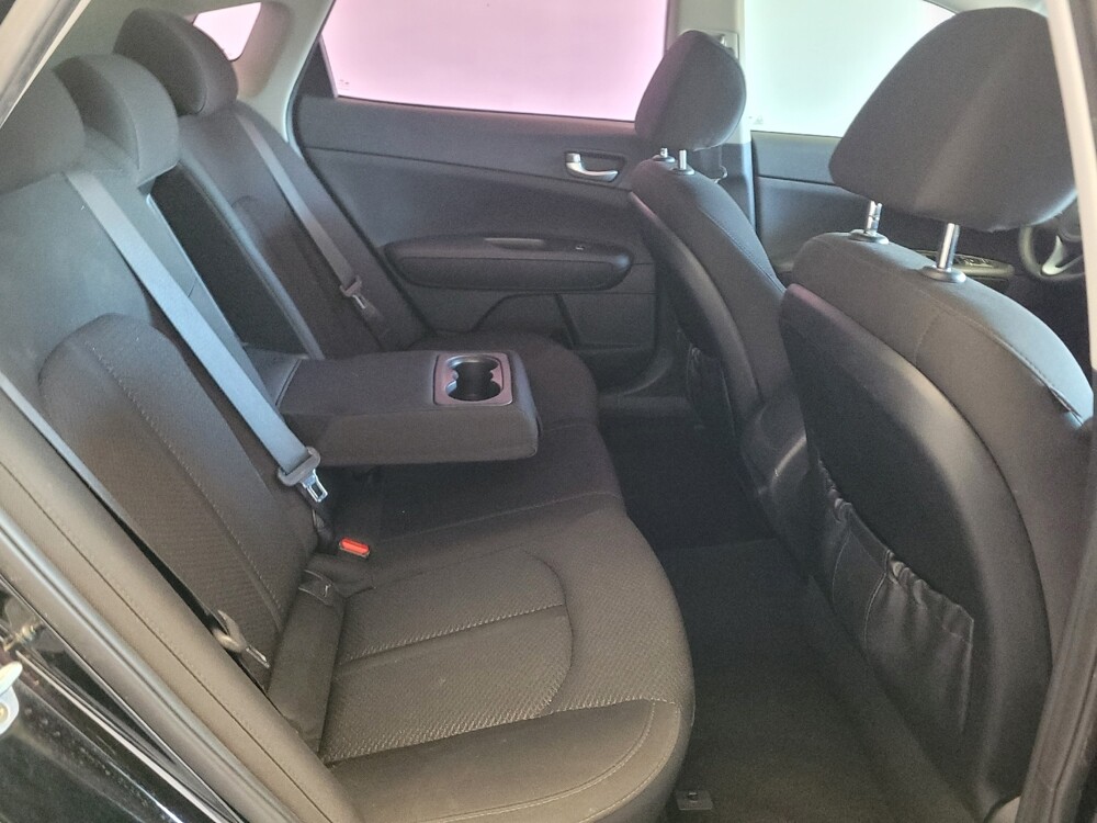 2017 Kia Optima in Downey, CA 90241 - 18145997 19