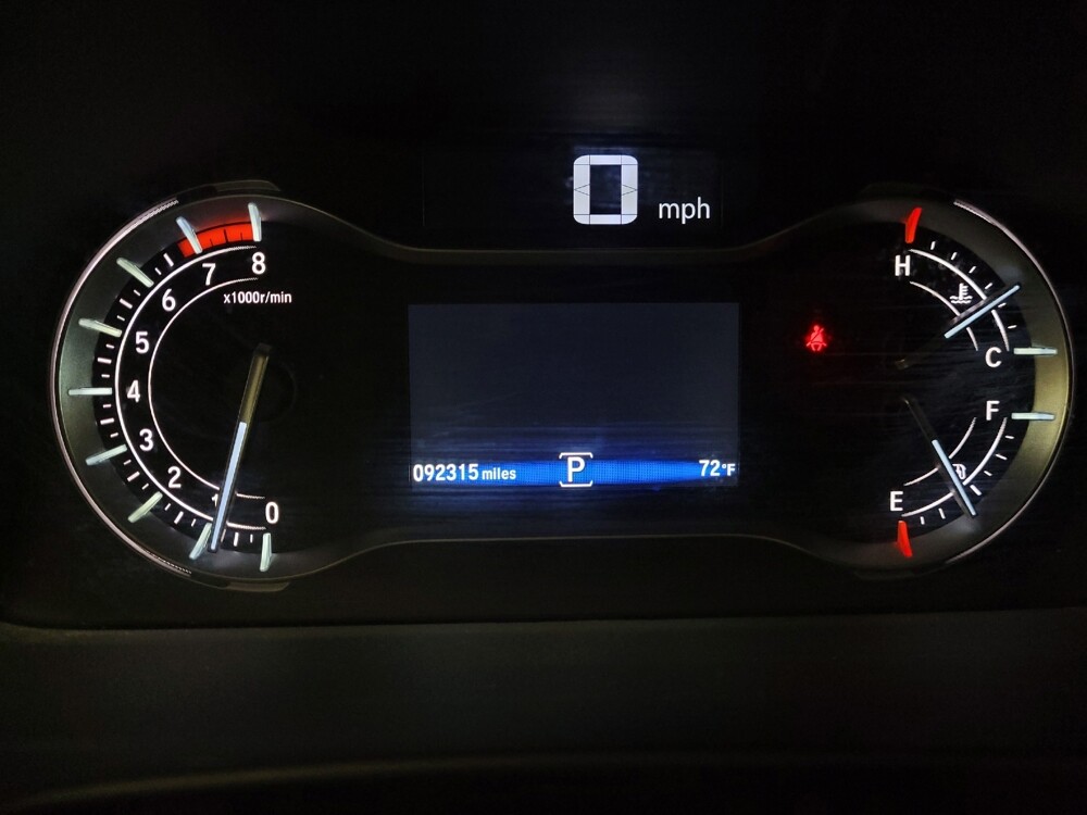 2017 Honda Pilot in Riverside, CA 92504 - 18146000 23