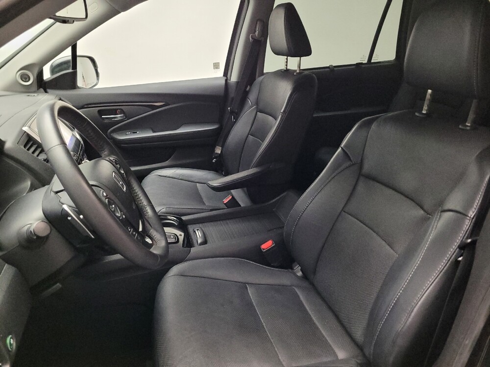 2017 Honda Pilot in Riverside, CA 92504 - 18146000 17