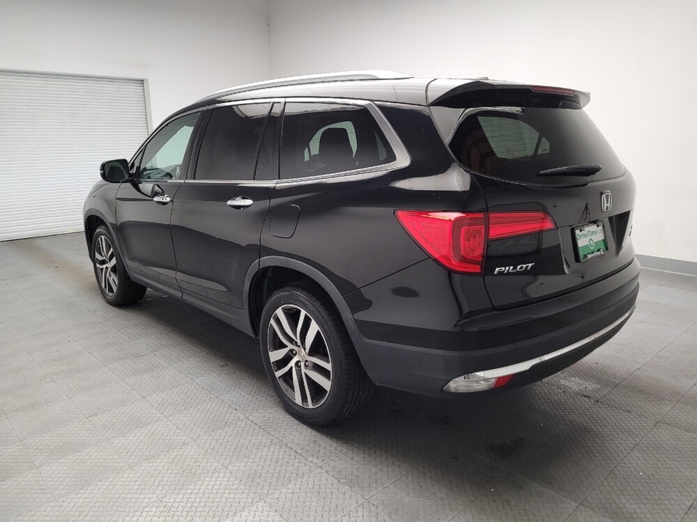 2017 Honda Pilot in Riverside, CA 92504 - 18146000 5