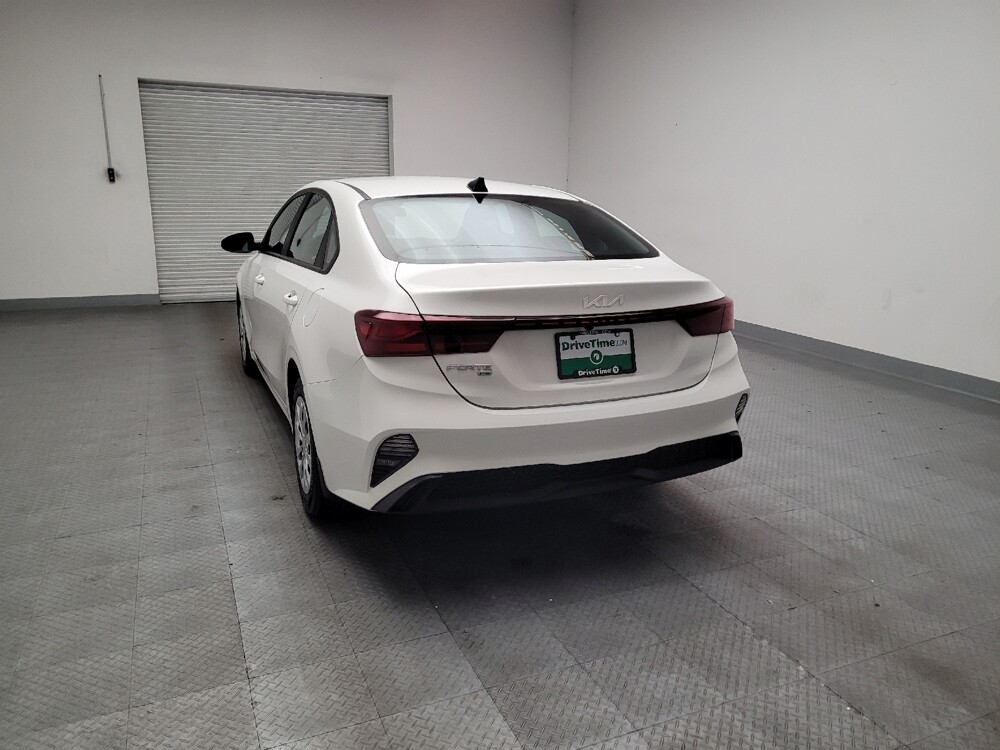2023 Kia Forte in Downey, CA 90241 - 18146001 6