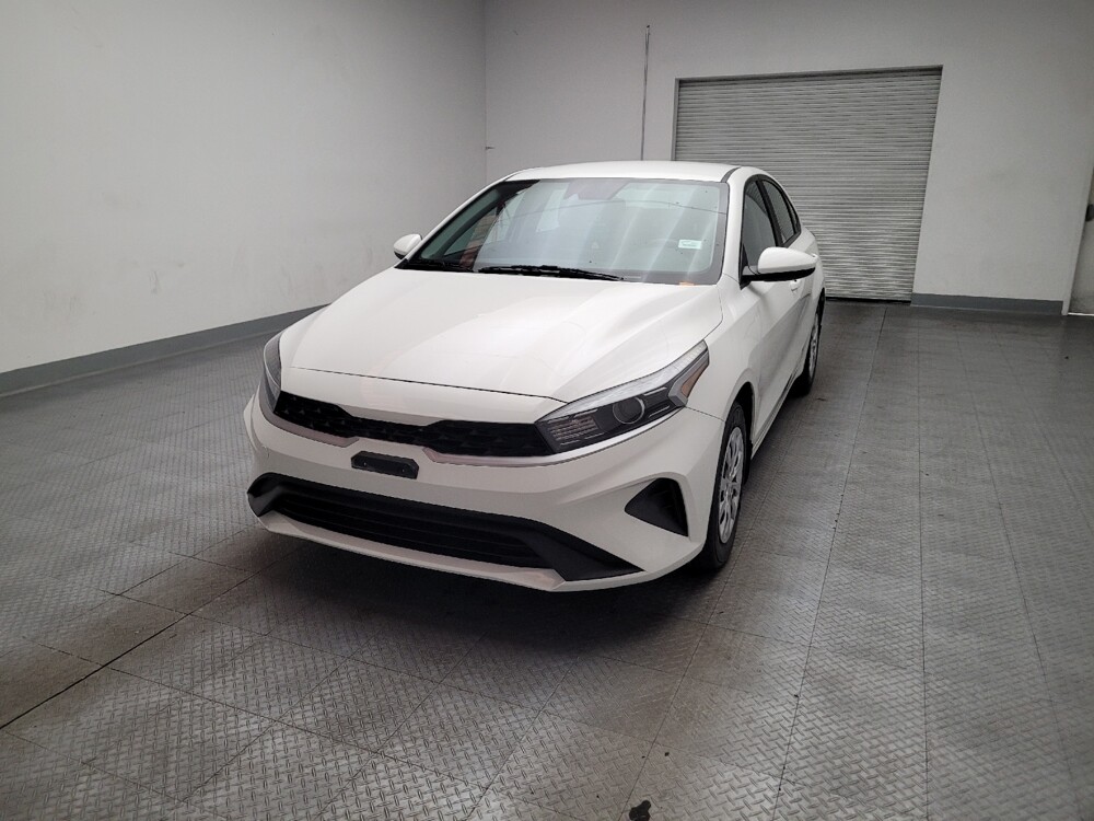 2023 Kia Forte in Downey, CA 90241 - 18146001 15