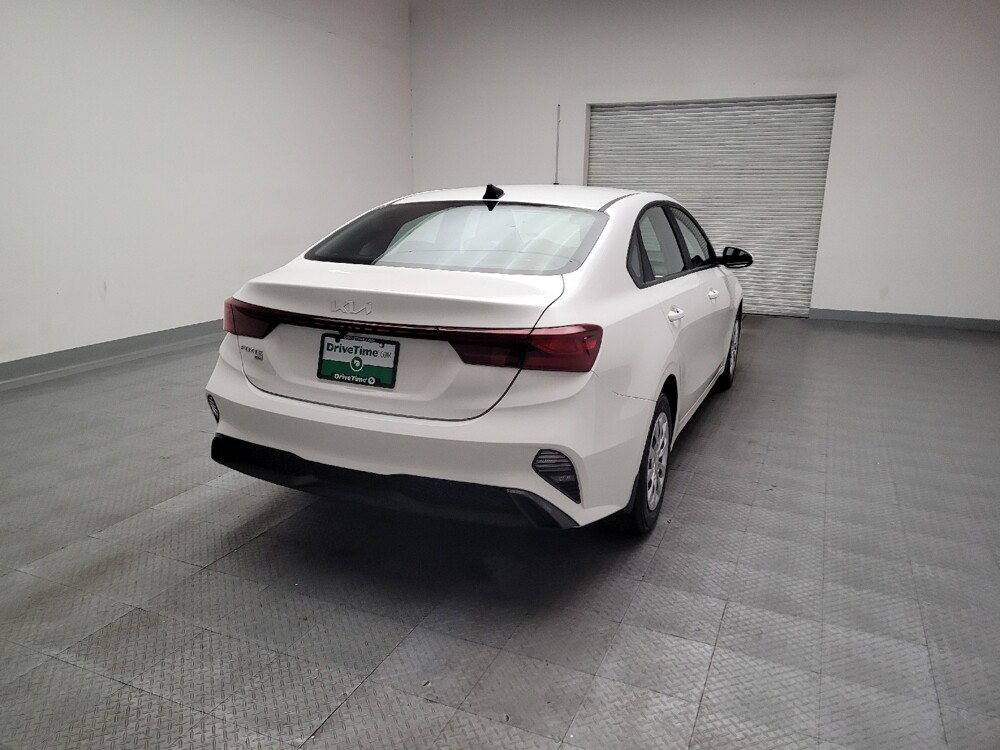 2023 Kia Forte in Downey, CA 90241 - 18146001 7