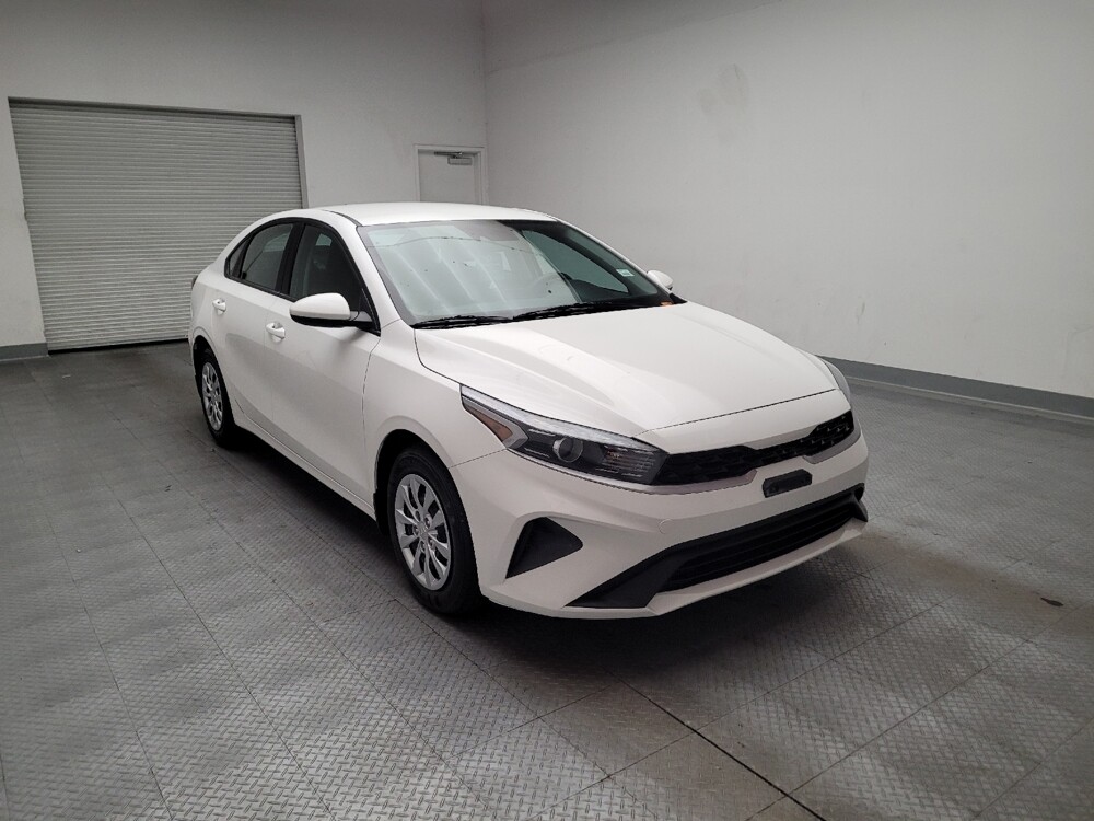 2023 Kia Forte in Downey, CA 90241 - 18146001 13