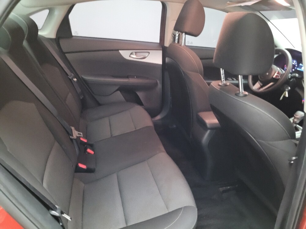 2022 Kia Forte in Montclair, CA 91763 - 18146002 19