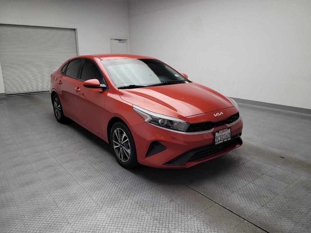 2022 Kia Forte in Montclair, CA 91763 - 18146002 13