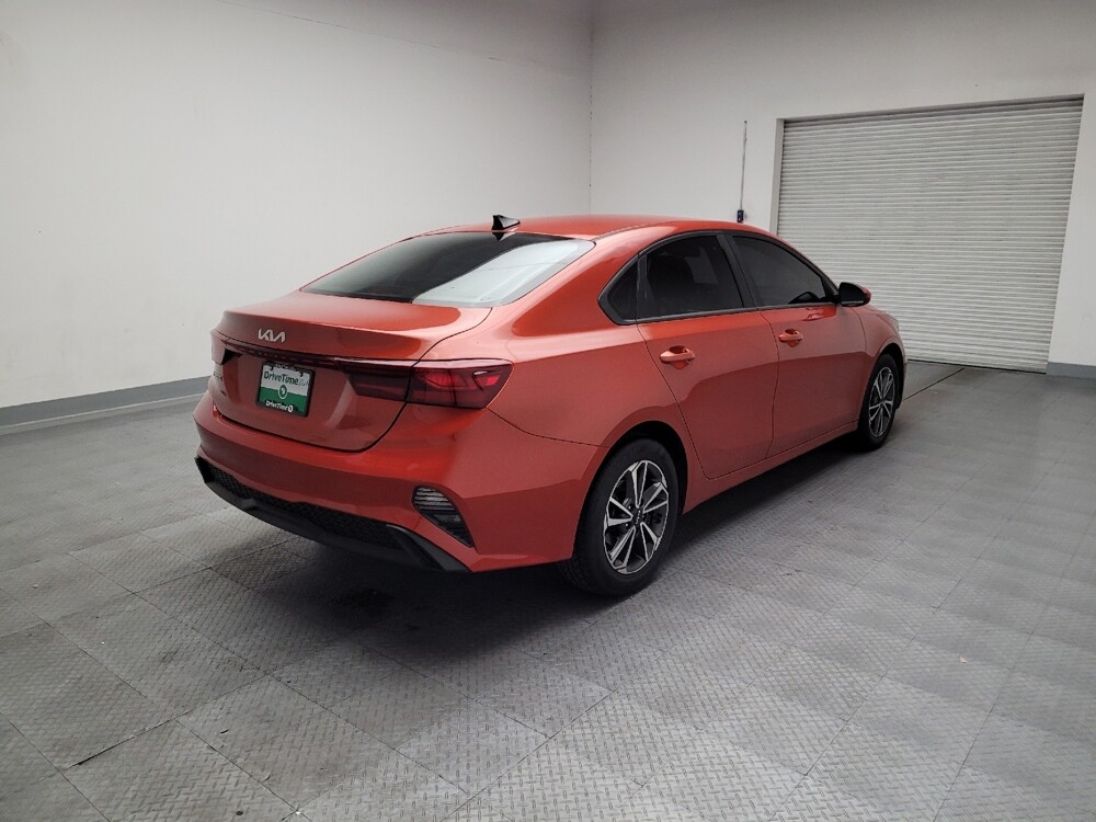 2022 Kia Forte in Montclair, CA 91763 - 18146002 9