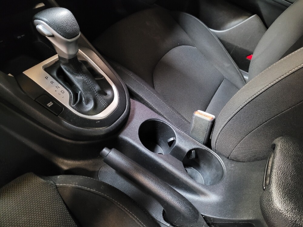 2022 Kia Forte in Montclair, CA 91763 - 18146002 26