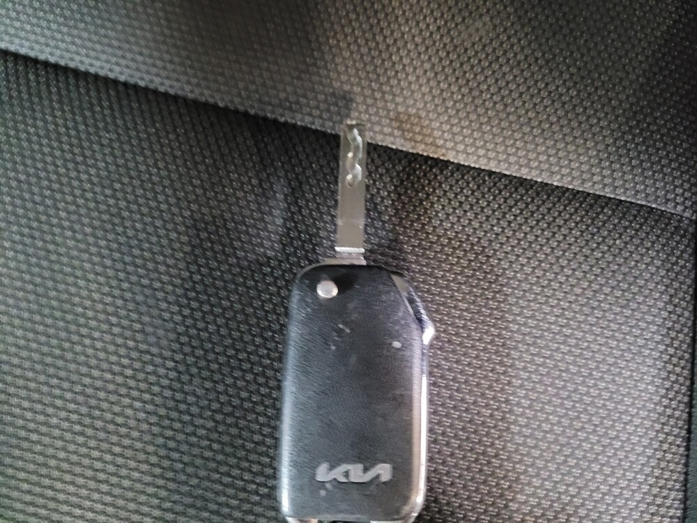 2022 Kia Forte in Montclair, CA 91763 - 18146002 32