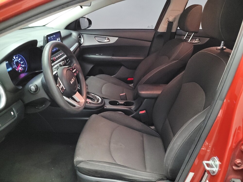 2022 Kia Forte in Montclair, CA 91763 - 18146002 17