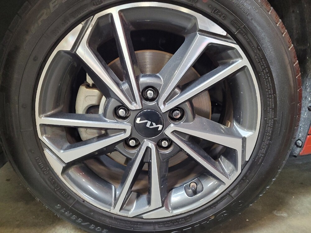2022 Kia Forte in Montclair, CA 91763 - 18146002 31