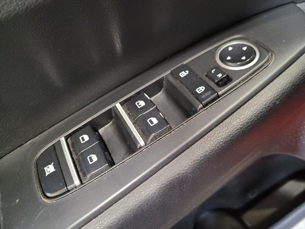 2022 Kia Forte in Montclair, CA 91763 - 18146002 27