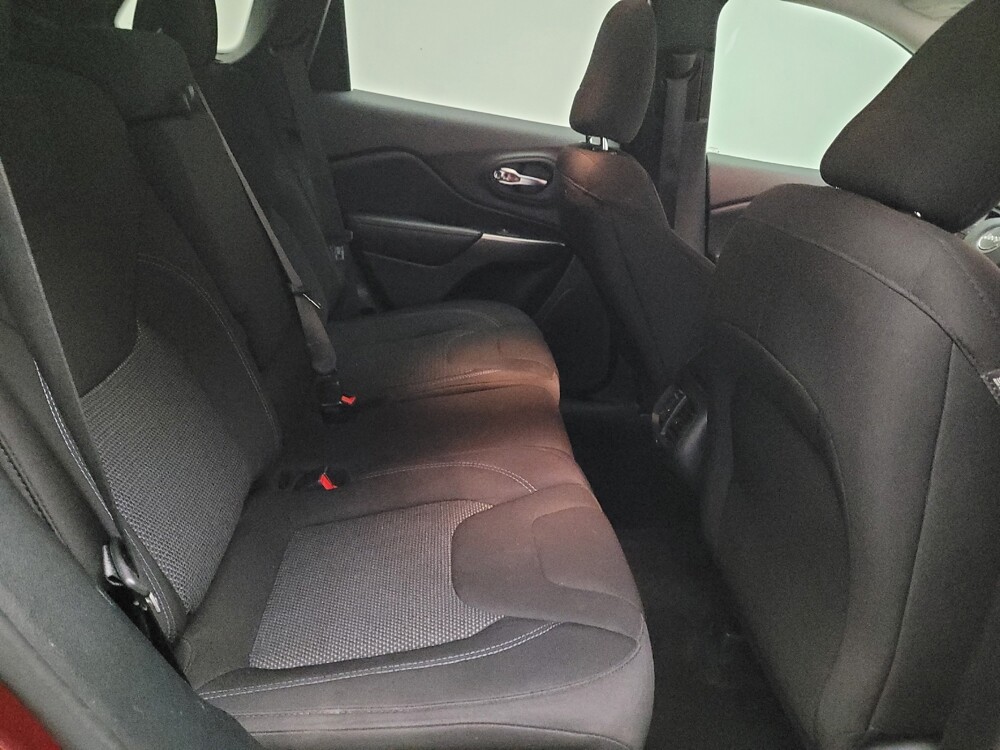 2020 Jeep Cherokee in Riverside, CA 92504 - 18146004 19