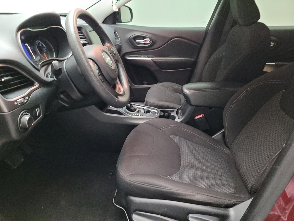 2020 Jeep Cherokee in Riverside, CA 92504 - 18146004 17