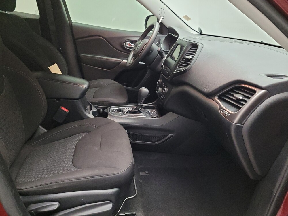 2020 Jeep Cherokee in Riverside, CA 92504 - 18146004 21