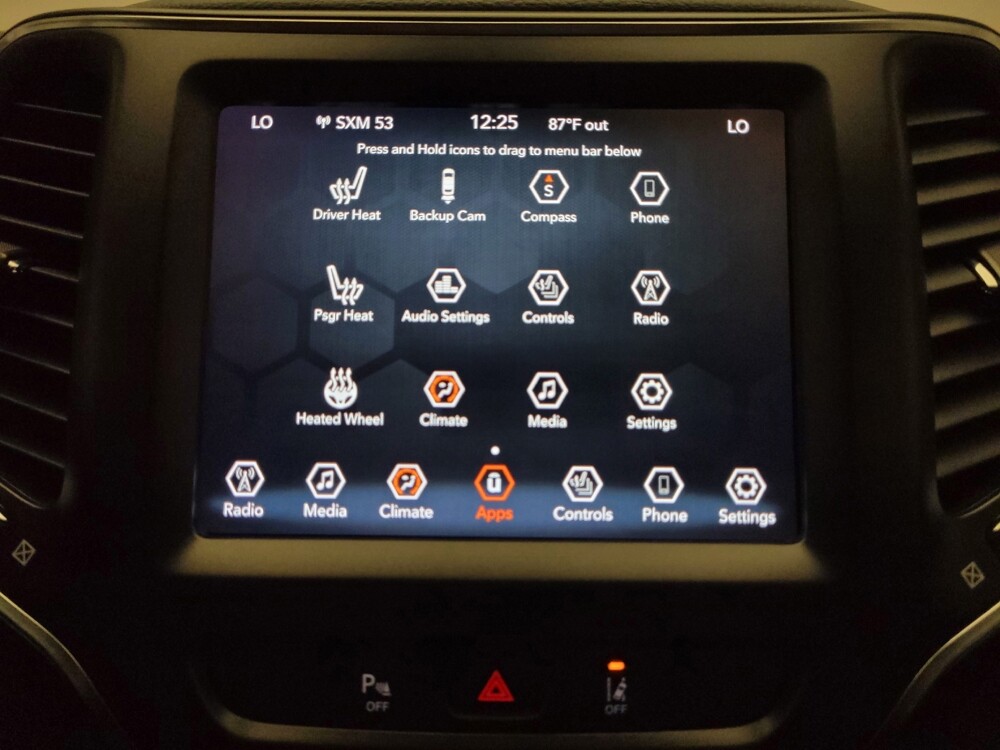 2022 Jeep Cherokee in Downey, CA 90241 - 18146007 25