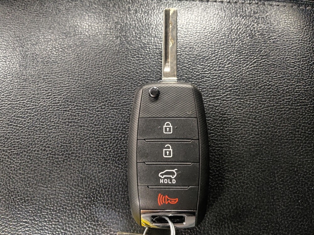 2016 Kia Sorento in Duluth, GA 30096 - 18146015 32