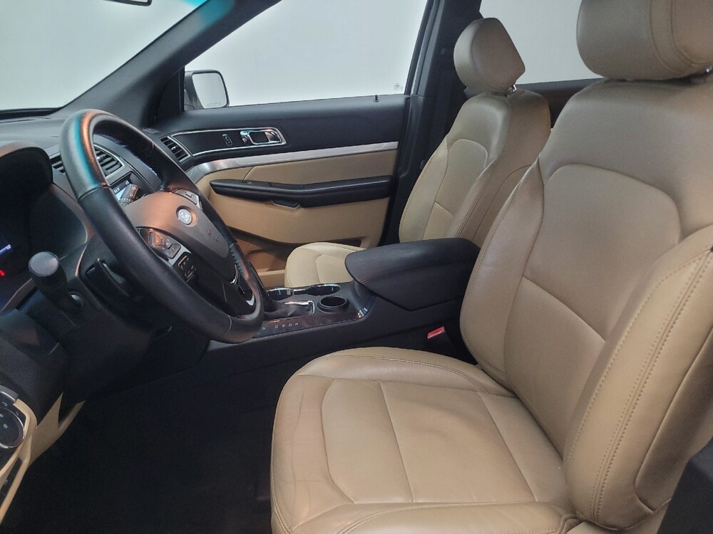 2017 Ford Explorer in Marietta, GA 30062 - 18146016 17