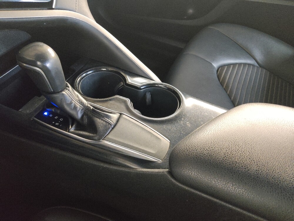 2018 Toyota Camry in Marietta, GA 30062 - 18146020 26