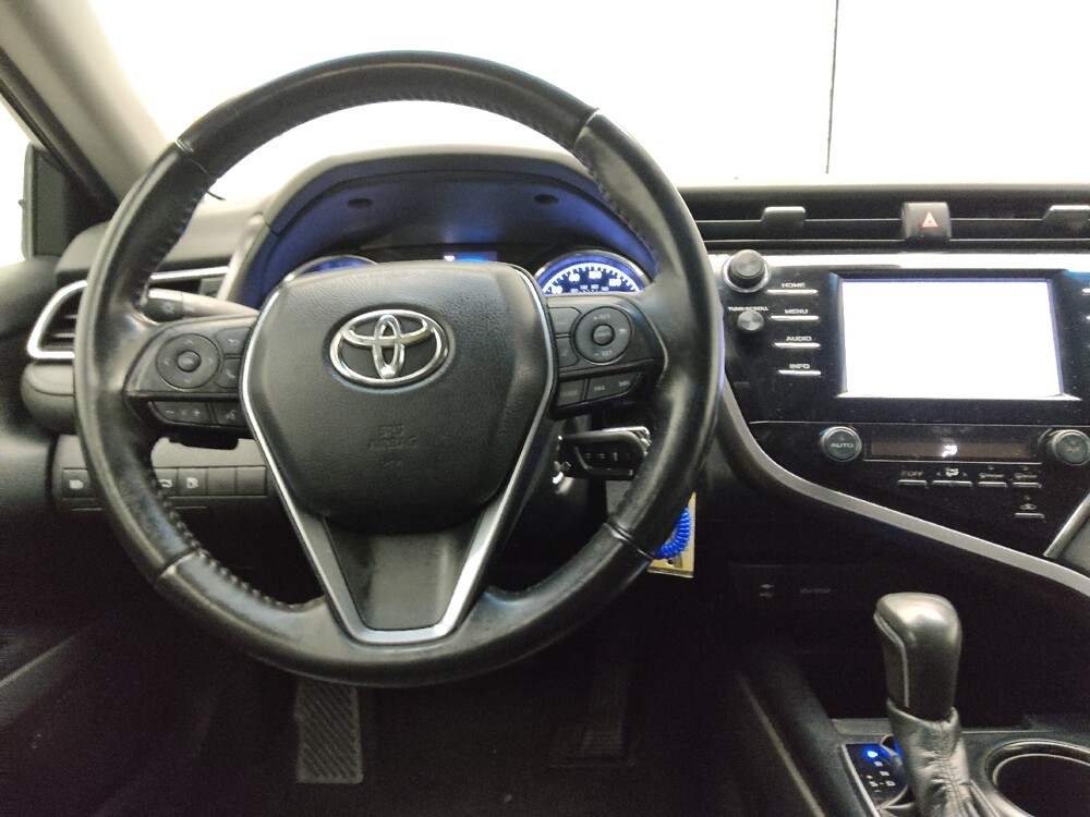 2018 Toyota Camry in Marietta, GA 30062 - 18146020 22