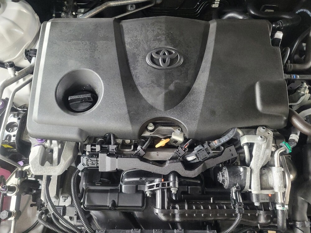 2018 Toyota Camry in Marietta, GA 30062 - 18146026 30