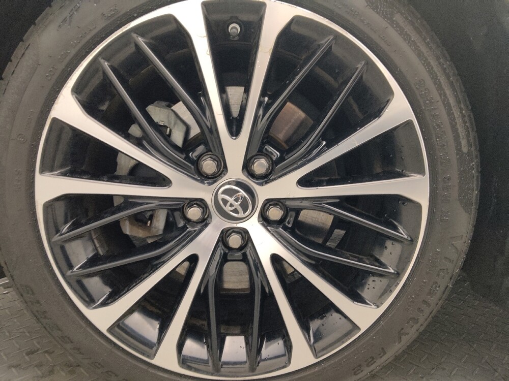 2018 Toyota Camry in Marietta, GA 30062 - 18146026 31