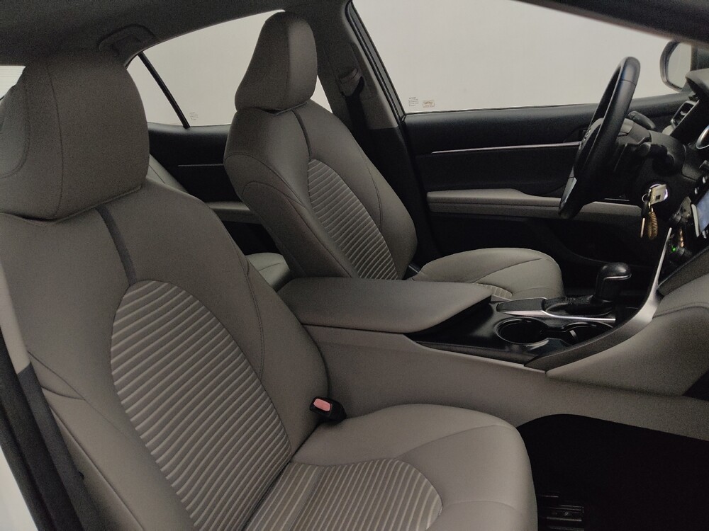 2018 Toyota Camry in Marietta, GA 30062 - 18146026 21