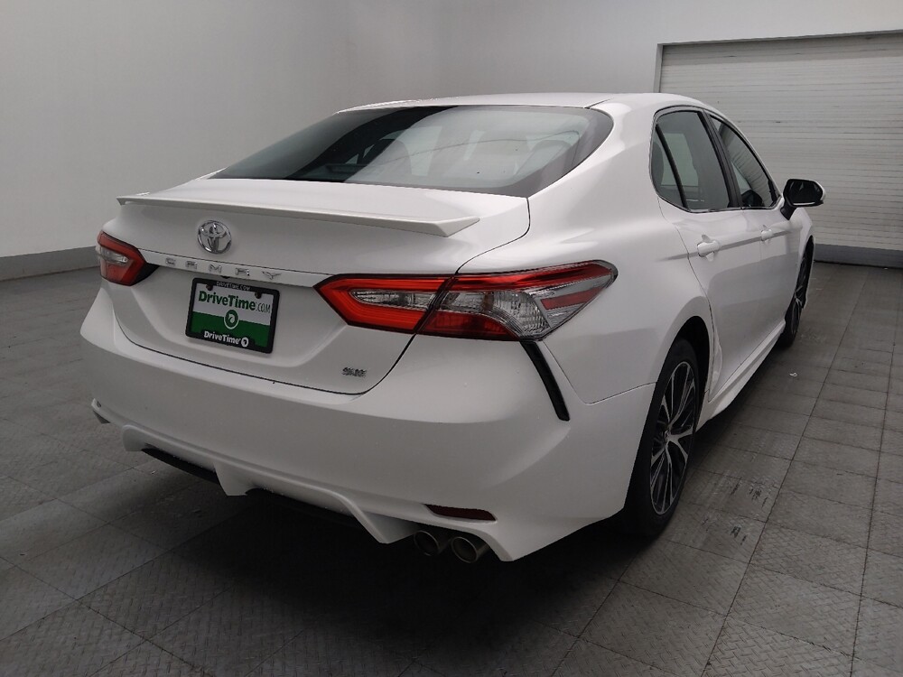 2018 Toyota Camry in Marietta, GA 30062 - 18146026 9