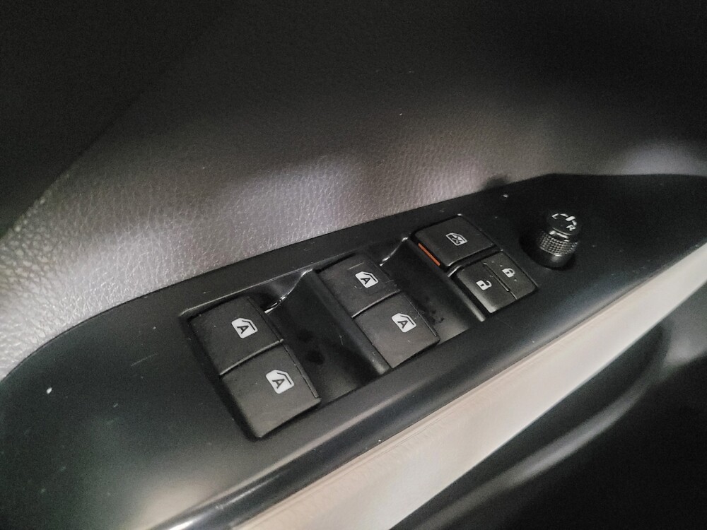 2018 Toyota Camry in Marietta, GA 30062 - 18146026 27