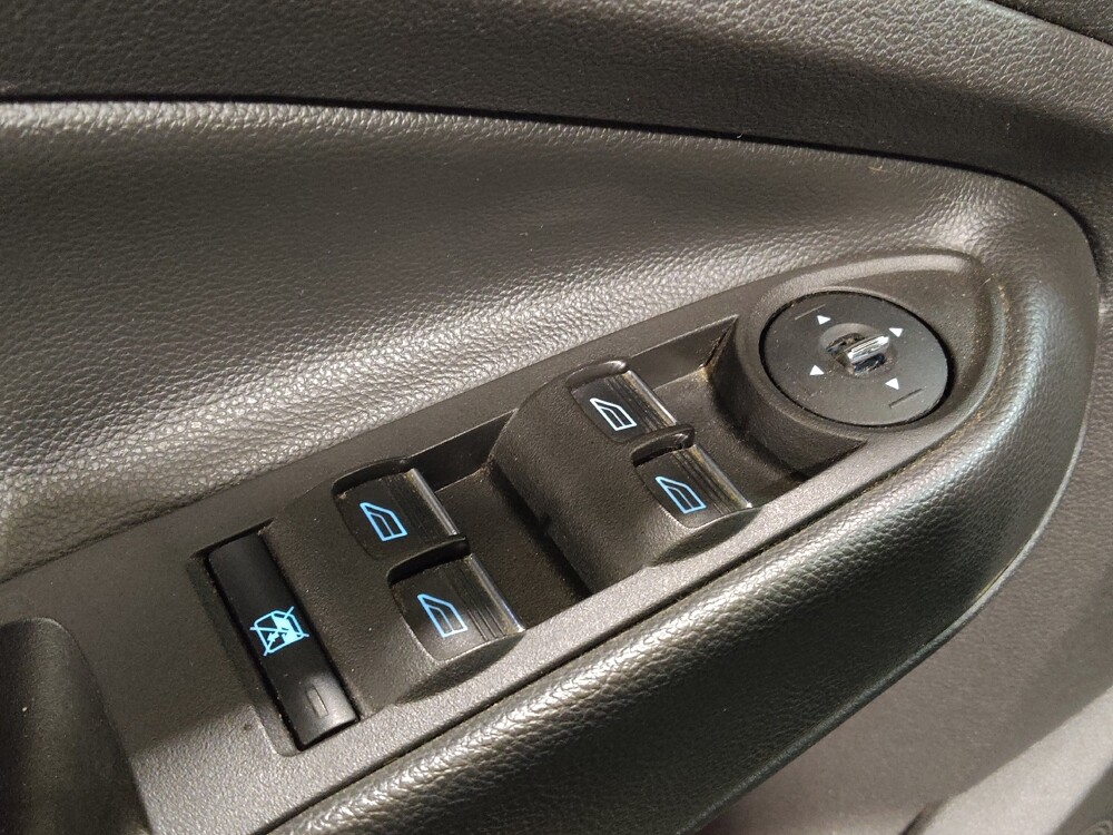 2014 Ford Escape in Live Oak, TX 78233 - 18146031 27
