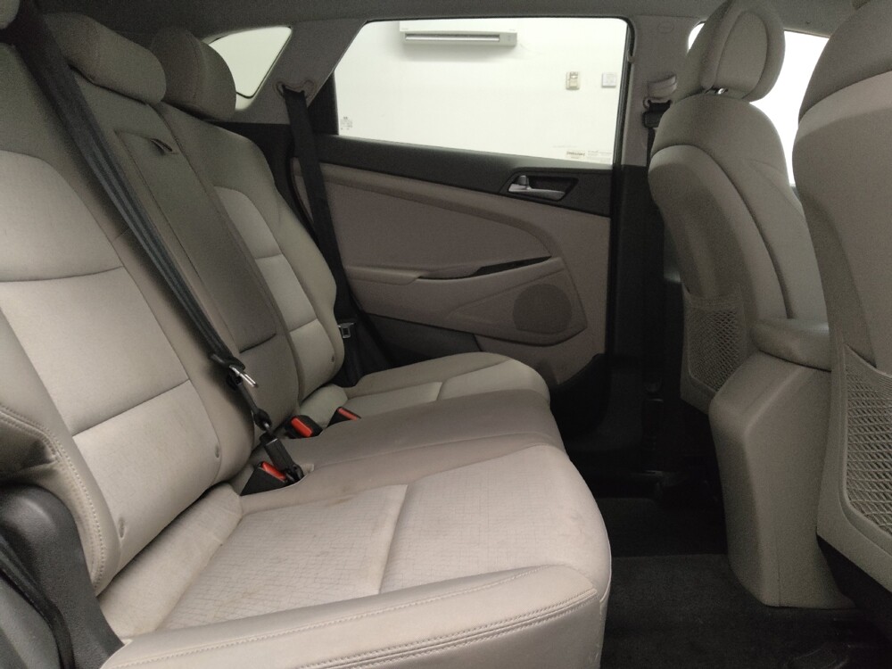 2016 Hyundai Tucson in Live Oak, TX 78233 - 18146037 19