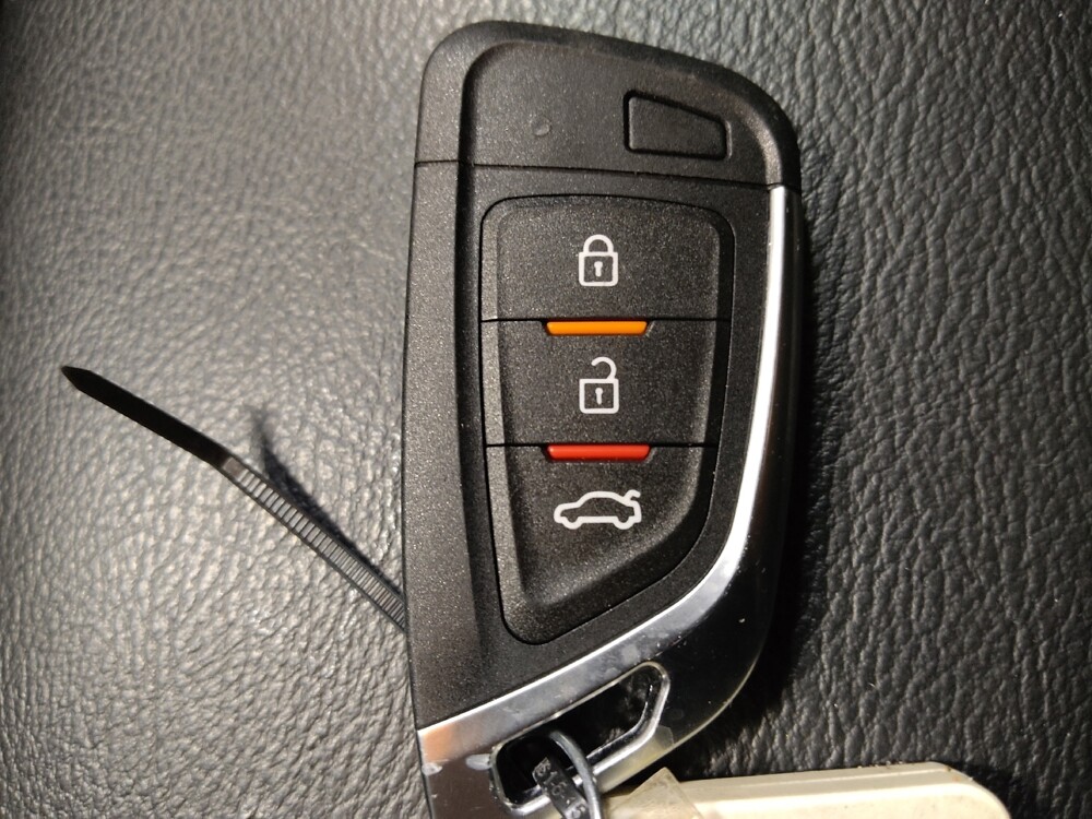 2018 Jeep Compass in Plano, TX 75074 - 18146039 32