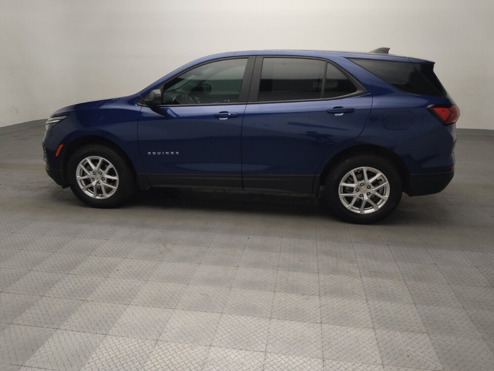 2022 Chevrolet Equinox in Live Oak, TX 78233 - 18146048 3